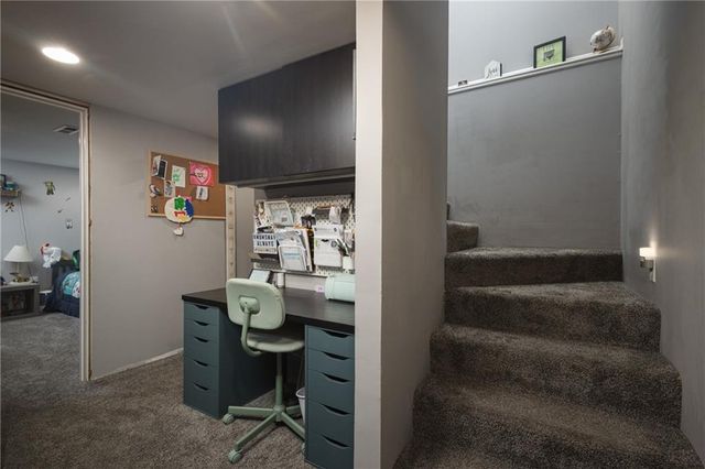 704 Oakwood Street, Harrisonville, MO 64701