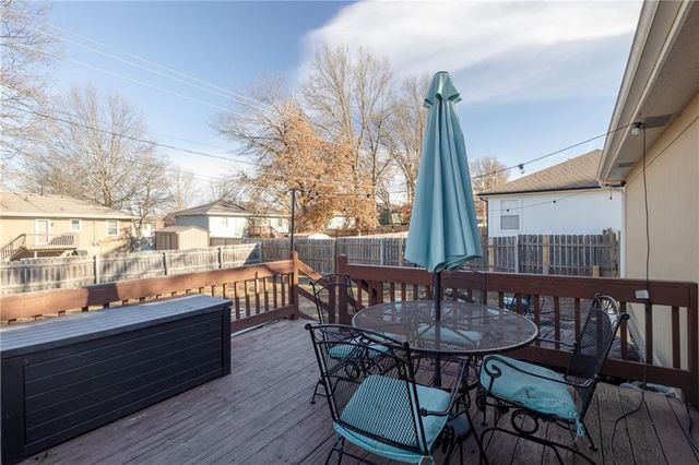 704 Oakwood Street, Harrisonville, MO 64701