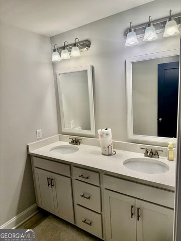 248 Oakley Court, Bonaire, GA 31005