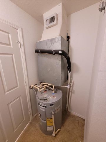 36100 LAKE CHASE BOULEVARD 202, Zephyrhills, FL 33541