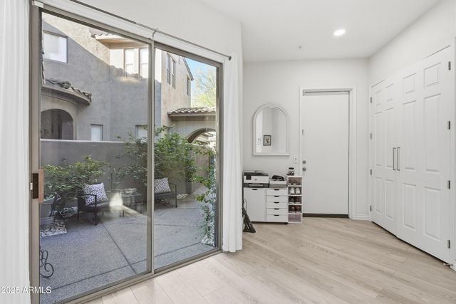 20802 N GRAYHAWK Drive 1107, Scottsdale, AZ 85255