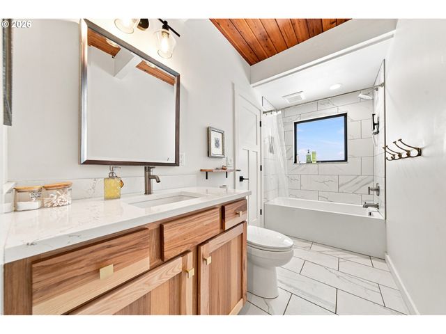 37935 Ne VERNON Rd, Washougal, WA 98671