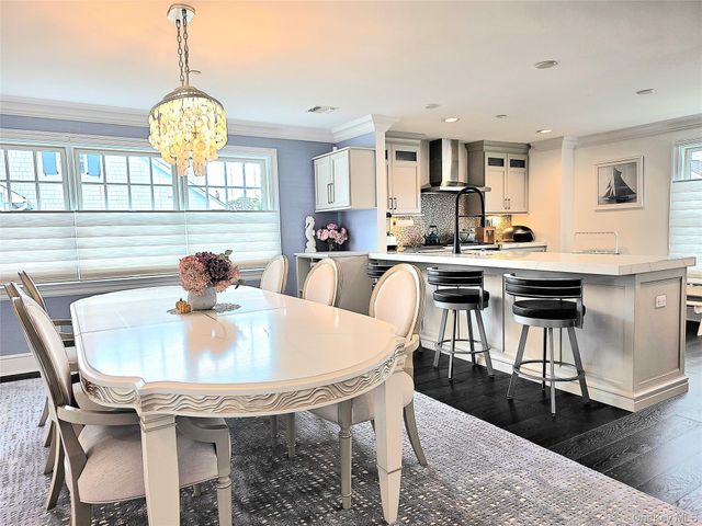 34 Village Green Drive 34, Southampton, NY 11968