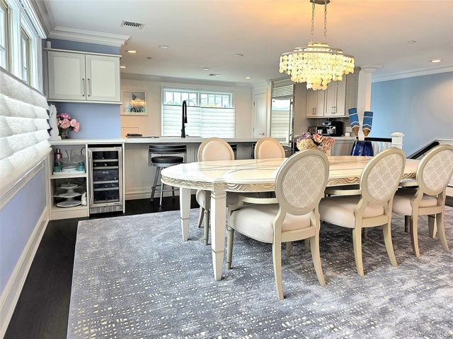 34 Village Green Drive 34, Southampton, NY 11968