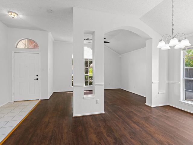 2078 Amherst Drive, Lewisville, TX 75067