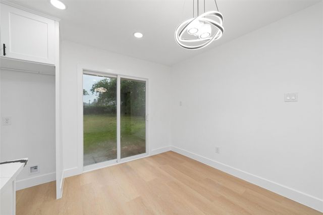 5709 Langley Road, Houston, TX 77016