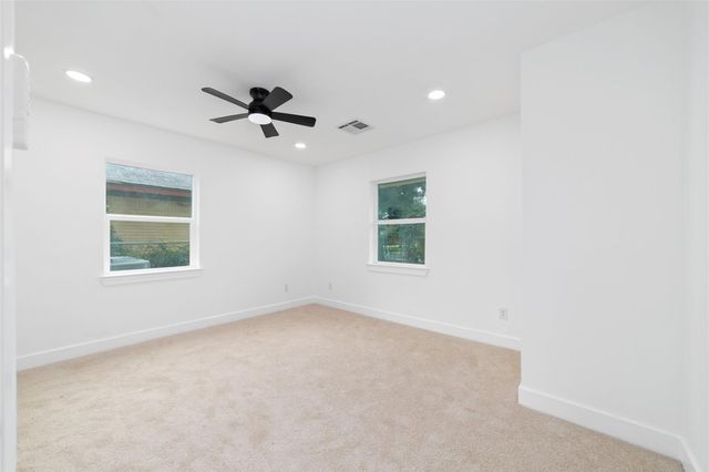 5709 Langley Road, Houston, TX 77016