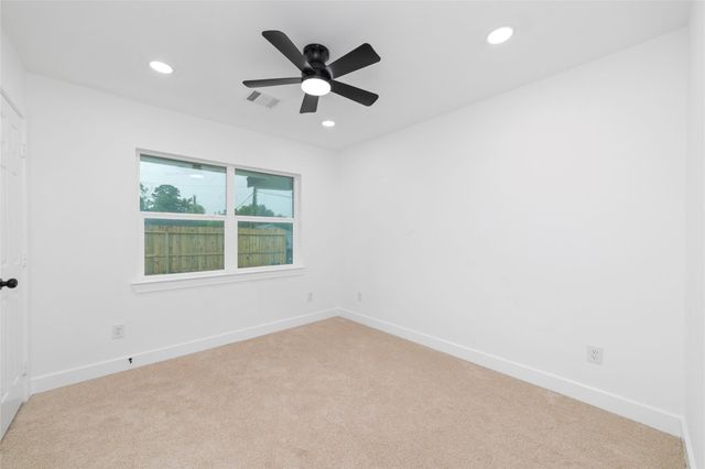 5709 Langley Road, Houston, TX 77016