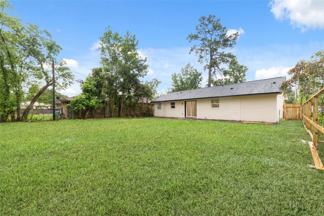 5709 Langley Road, Houston, TX 77016