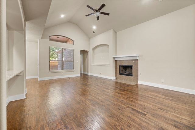 2521 Sanders Court, Bedford, TX 76021