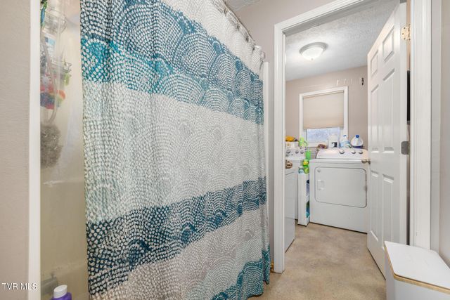 1025 Dejarnette Street, Elizabethton, TN 37643