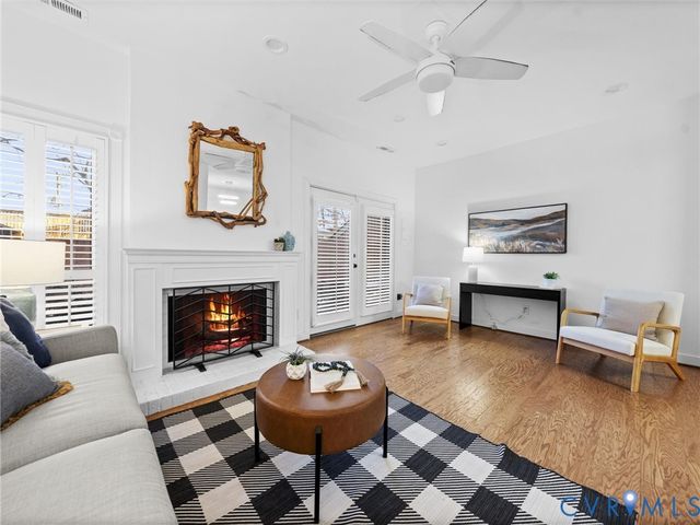 11611 E Briar Patch Dr, Midlothian, VA 23113