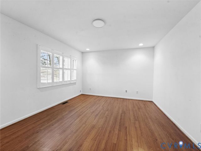 11611 E Briar Patch Dr, Midlothian, VA 23113