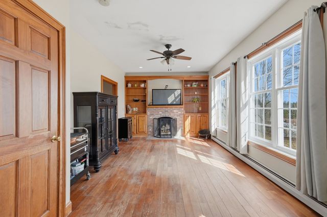 311 S Sugar Hill Road, Weare, NH 03281