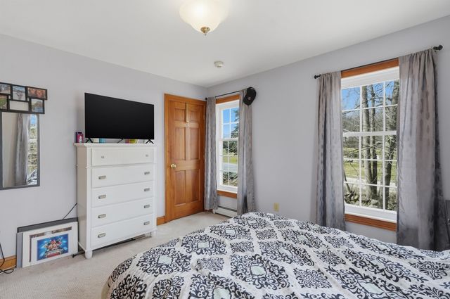 311 S Sugar Hill Road, Weare, NH 03281