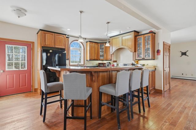 311 S Sugar Hill Road, Weare, NH 03281