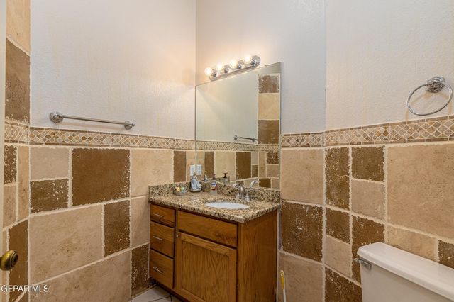 4628 KING ARTHUR Court, El Paso, TX 79903