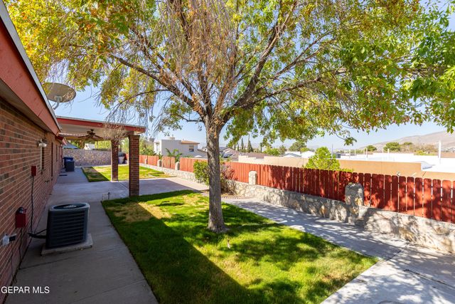 4628 KING ARTHUR Court, El Paso, TX 79903
