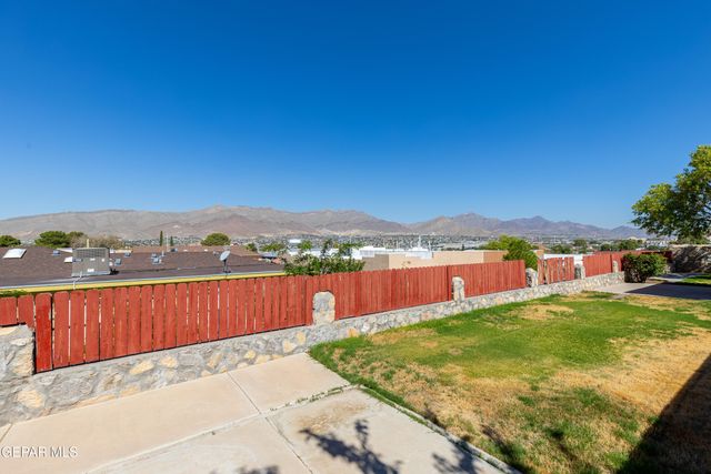 4628 KING ARTHUR Court, El Paso, TX 79903