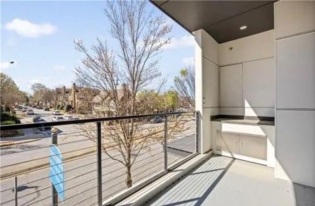 223 16th Street NW 8, Atlanta, GA 30363