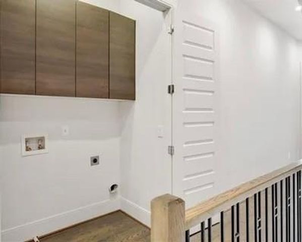 223 16th Street NW 8, Atlanta, GA 30363