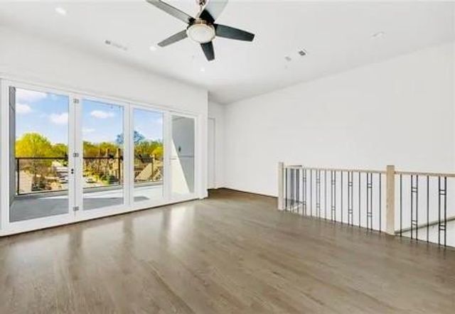 223 16th Street NW 8, Atlanta, GA 30363