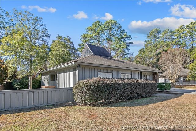 2118 Winterlochen Road, Fayetteville, NC 28305