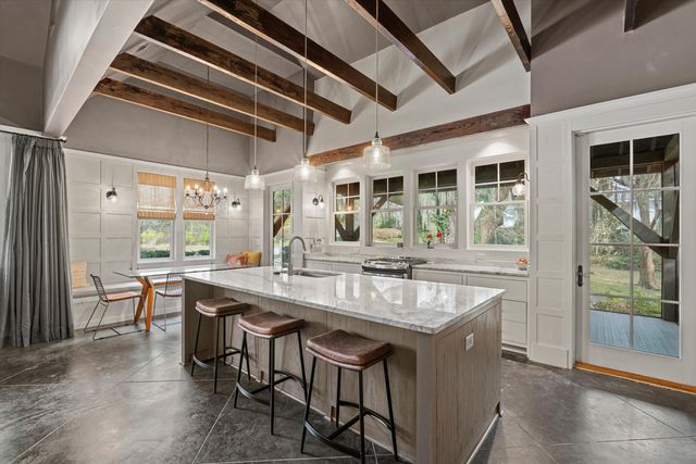 2302 Stuart Street, Beaufort, SC 29902