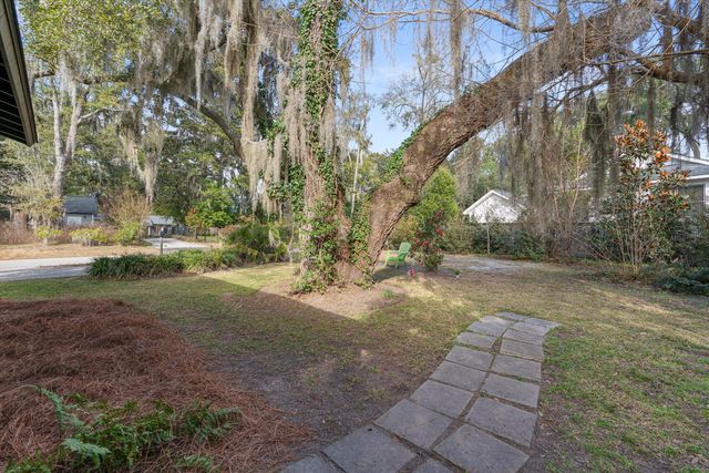 2302 Stuart Street, Beaufort, SC 29902