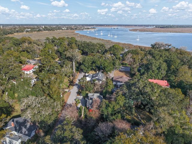 2302 Stuart Street, Beaufort, SC 29902