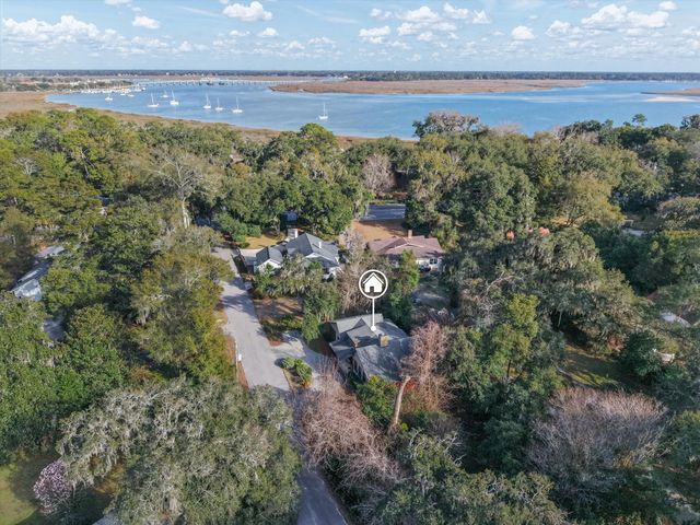 2302 Stuart Street, Beaufort, SC 29902