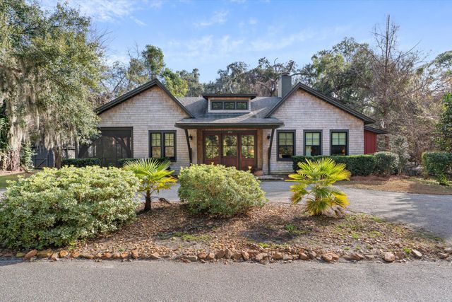 2302 Stuart Street, Beaufort, SC 29902