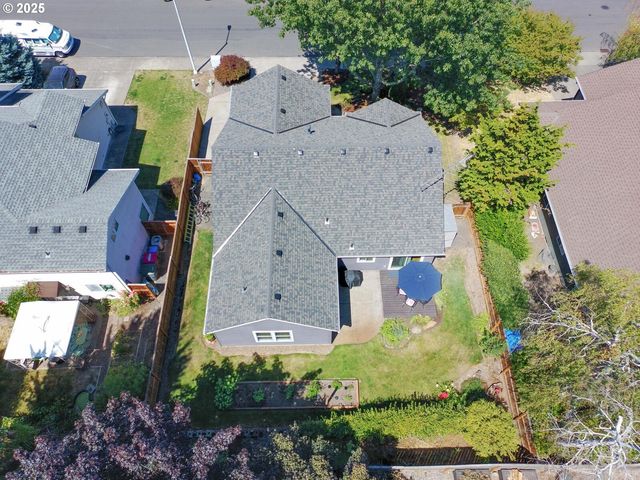 1868 Nw POPPY HILLS Dr, Mc Minnville, OR 97128