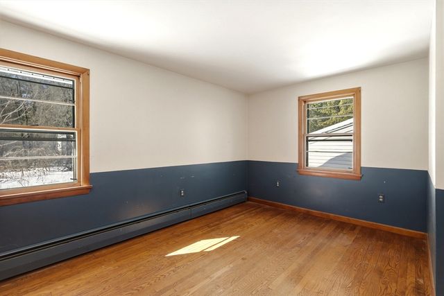 77 Summer St, Greenfield, MA 01301