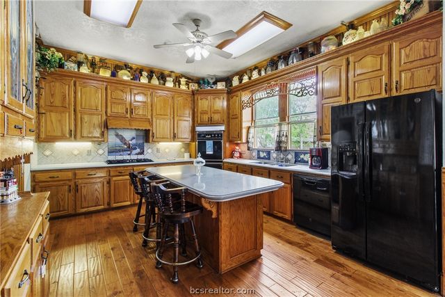 106 South Logan Avenue, Bryan, TX 77803
