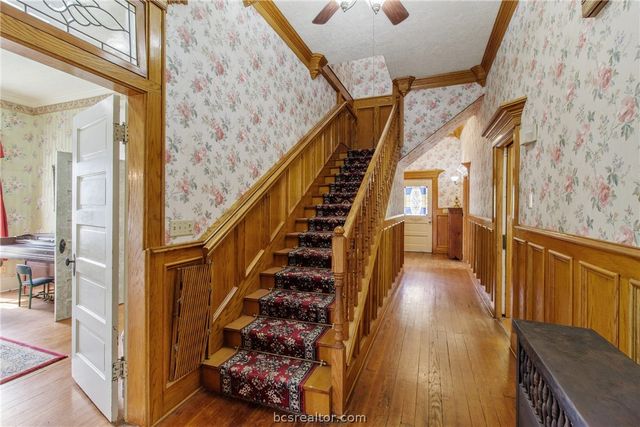 106 South Logan Avenue, Bryan, TX 77803