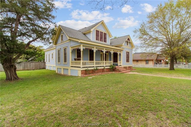 106 South Logan Avenue, Bryan, TX 77803