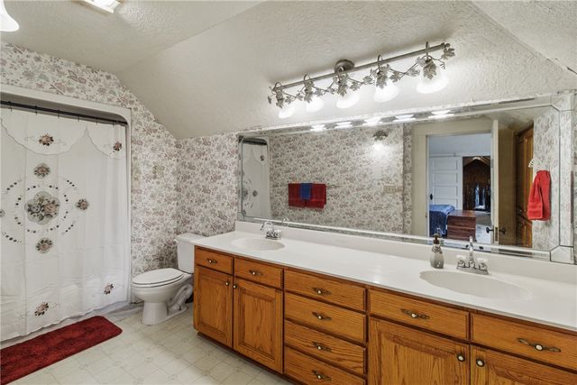 106 South Logan Avenue, Bryan, TX 77803