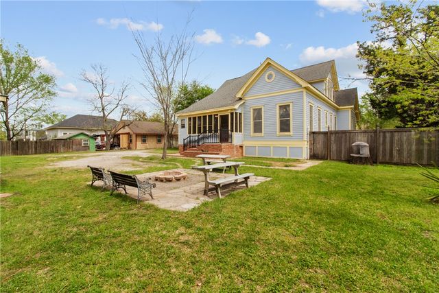 106 South Logan Avenue, Bryan, TX 77803