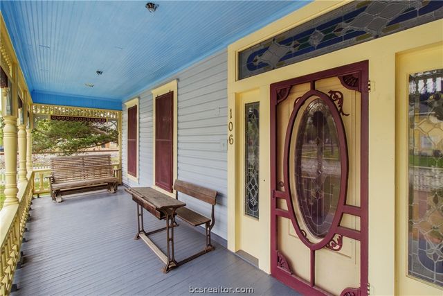 106 South Logan Avenue, Bryan, TX 77803