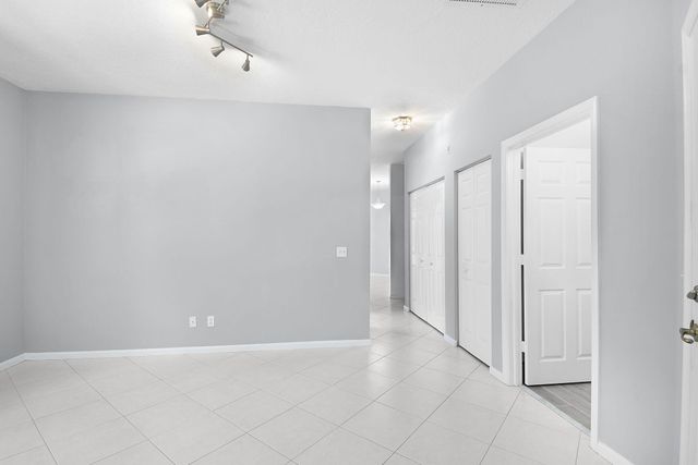 6785 SE Warwick Lane, Stuart, FL 34997