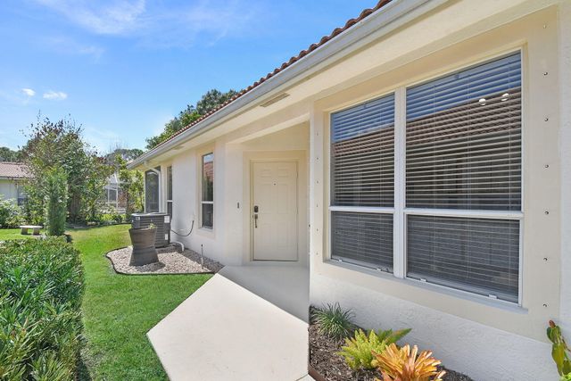 6785 SE Warwick Lane, Stuart, FL 34997