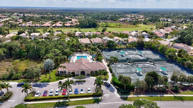 6785 SE Warwick Lane, Stuart, FL 34997