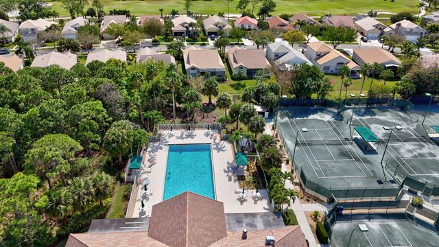 6785 SE Warwick Lane, Stuart, FL 34997