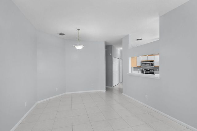 6785 SE Warwick Lane, Stuart, FL 34997