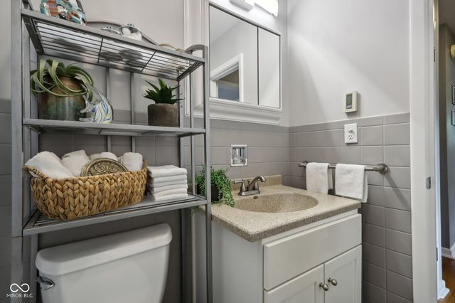 7733 E 75th Street, Indianapolis, IN 46256