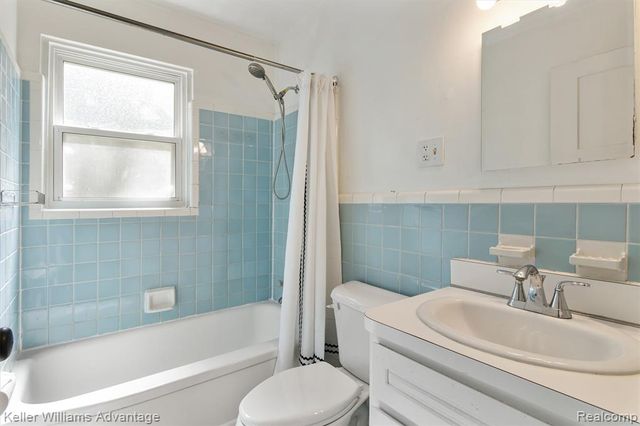 617 S Edgeworth Avenue, Royal Oak, MI 48067