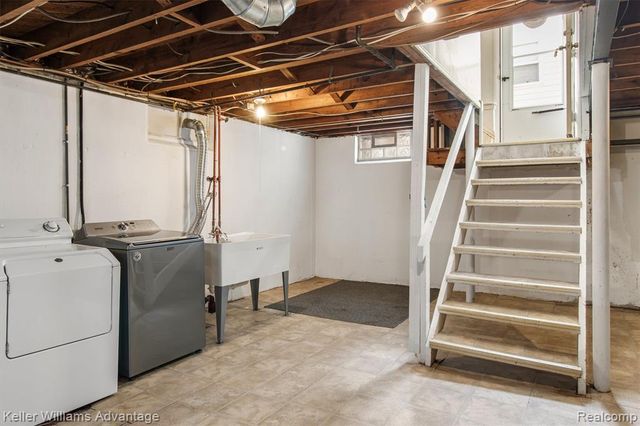 617 S Edgeworth Avenue, Royal Oak, MI 48067