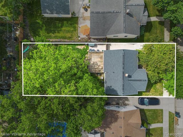 617 S Edgeworth Avenue, Royal Oak, MI 48067