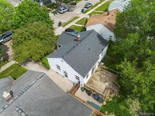 617 S Edgeworth Avenue, Royal Oak, MI 48067